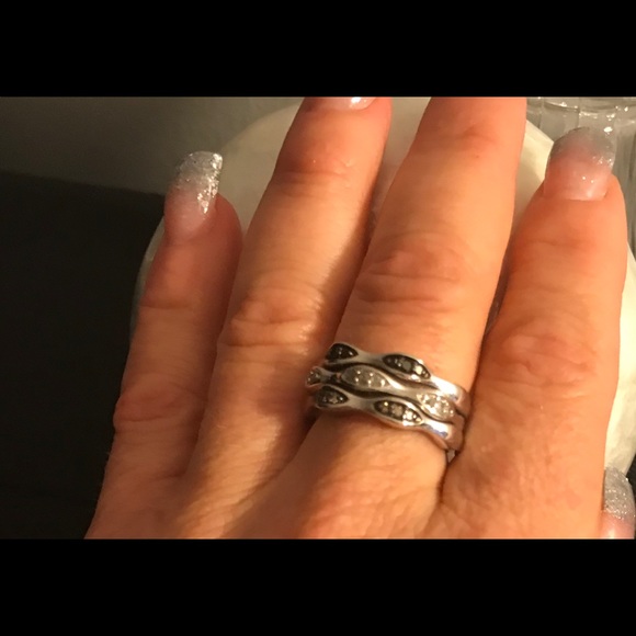SAVVY CIE JEWELS STERLING SILVER + DIAMOND… - Picture 5 of 15